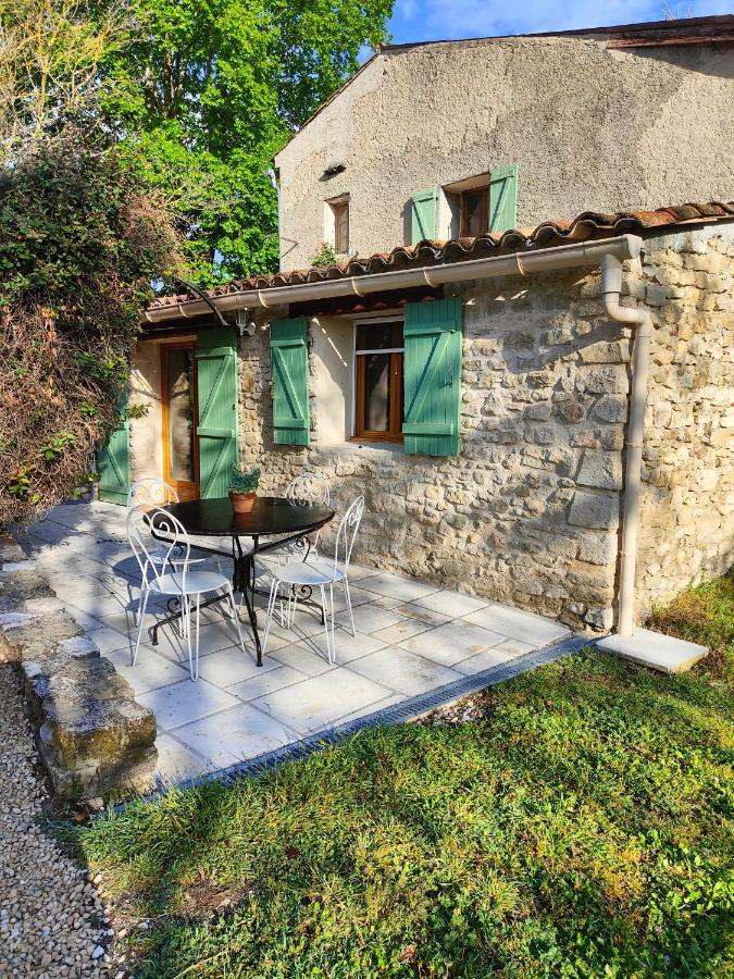 Domaine Bellavigne Gites Et Spa Forcalquier Exterior photo