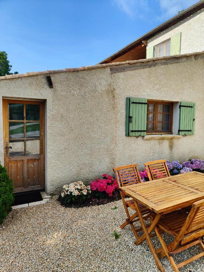 Domaine Bellavigne Gites Et Spa Forcalquier Exterior photo