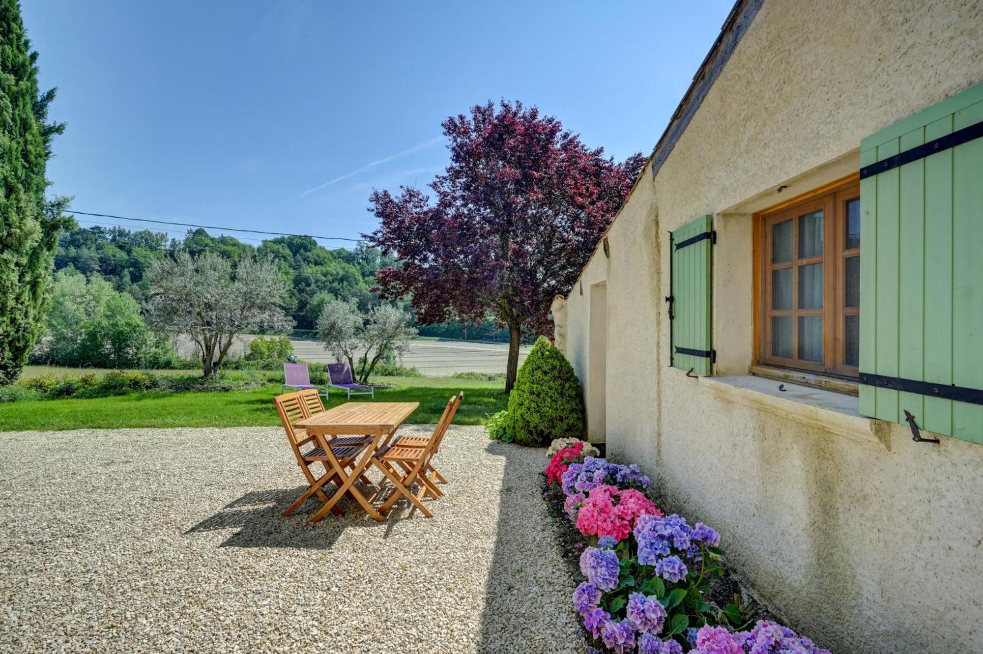 Domaine Bellavigne Gites Et Spa Forcalquier Exterior photo